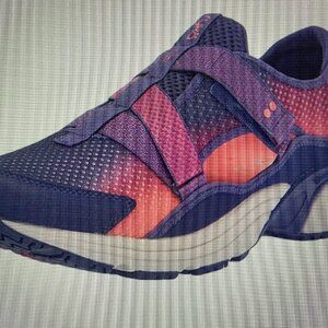 RYKA Hydrosport Women's Water Shoe size 9.5 lightly used